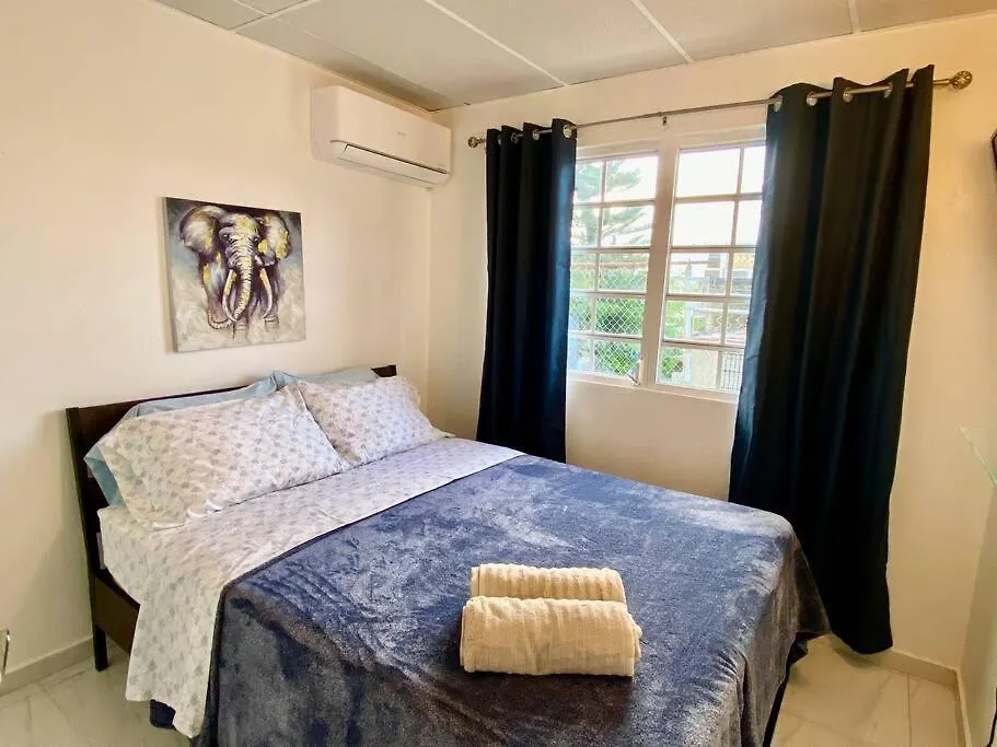 Centric 3B/1Bath Near Trendy Loiza Street Apartment San Juan