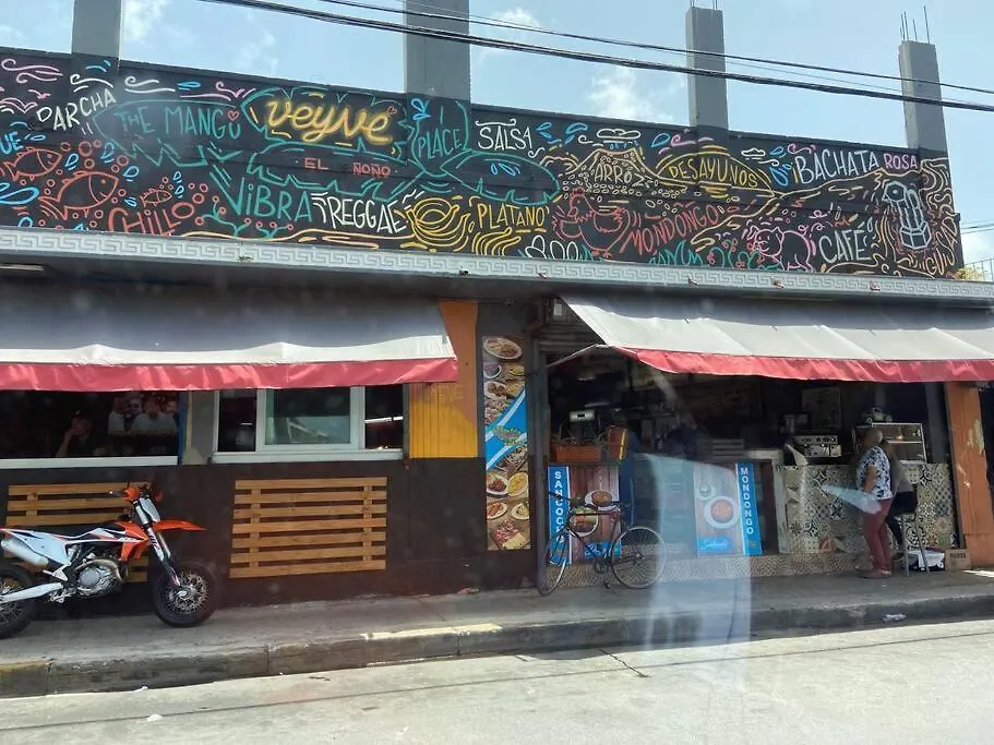 Centric 3B/1Bath Near Trendy Loiza Street Apartment San Juan